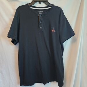 Kenneth Cole T-shirt -Medium